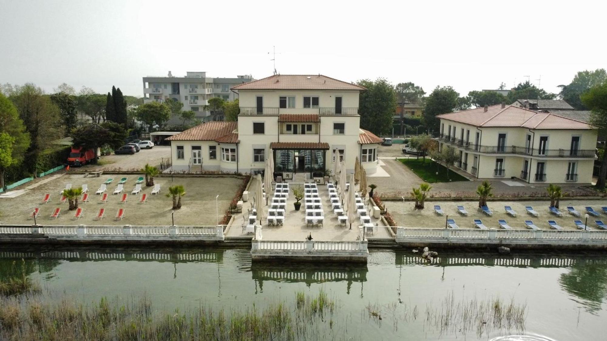 Hotel Villa Trieste Sirmione Luaran gambar