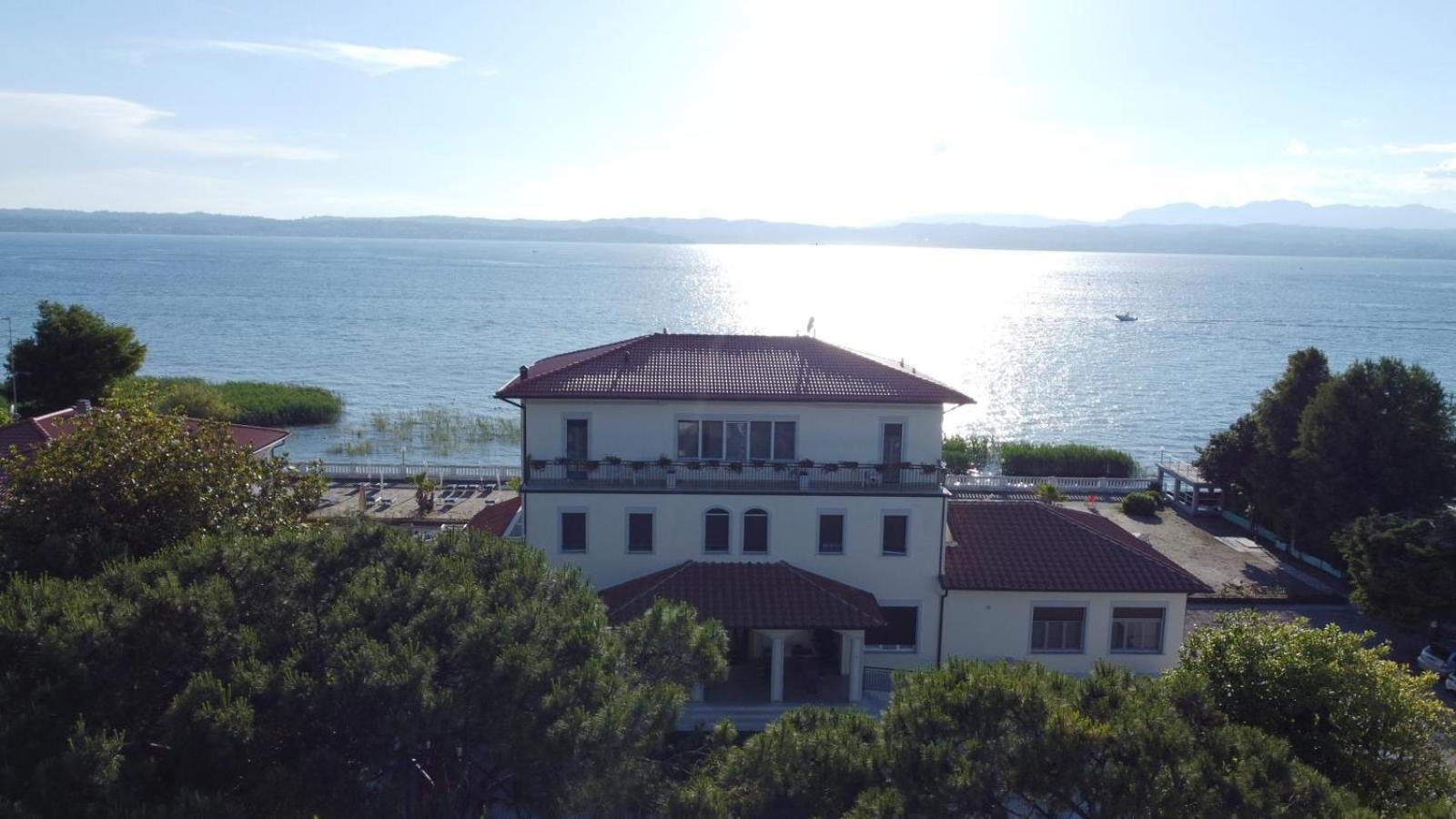 Hotel Villa Trieste Sirmione Luaran gambar