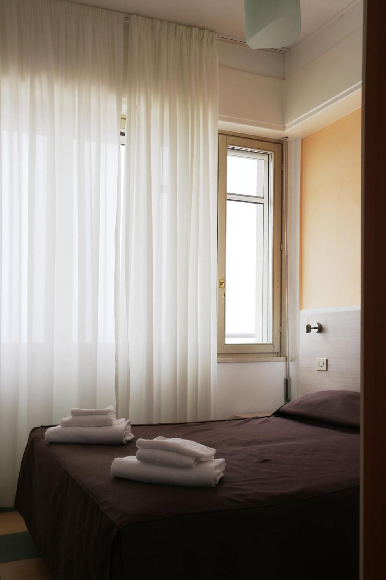 Hotel Villa Trieste Sirmione Luaran gambar